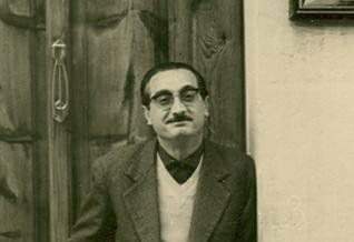 No hi ha cap servilisme que siga desinteressat. 

Joan Fuster