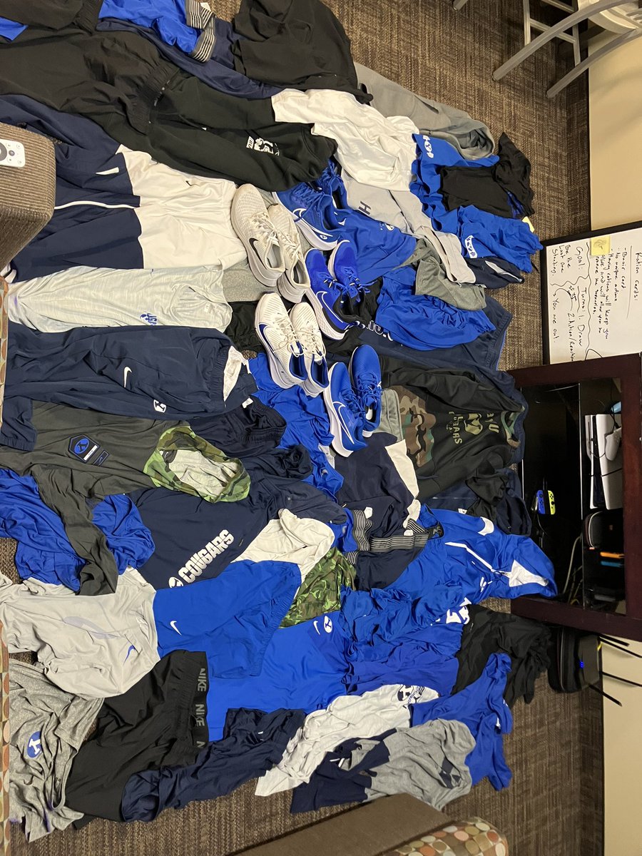 BYU TEAM ISSUED GEAR FOR SALE
Go to the instagram link or DM if interested! 🤙
instagram.com/byu_memorabili…