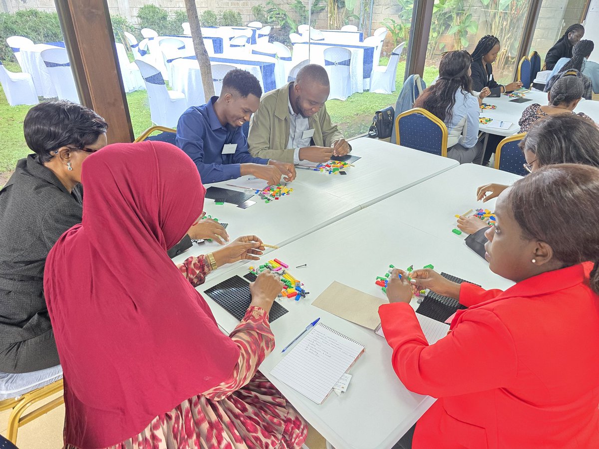 AminaLIVE254's tweet image. Our training program on communication and conflict, in partnership with Trinity Western University, is now underway! Participants will learn valuable skills in LEGO Serious Play, values-based leadership, and community leadership. #ALIVEFoundation #TrinityWestern #Leadership