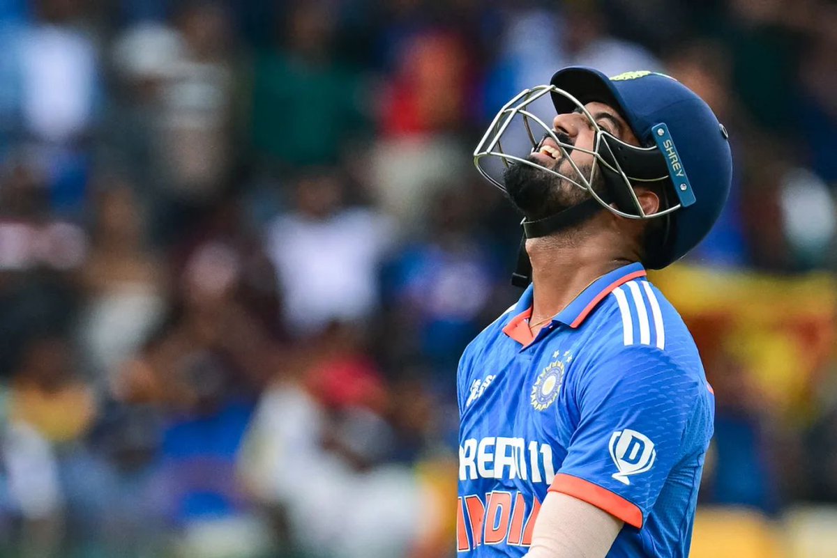 ashmit__hu's tweet image. Gill+Shreyas+Jadeja+Surya combined scored 35(60) in Final.
KL Rahul scored 66(107) the highest score for the team in World Cup Final.
But we lost because of KLR🥰
#INDvsAUS #WC2023