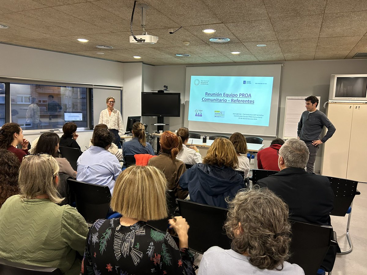 PROA_Vigo (@proavigo) on Twitter photo Reunión con los referentes PROA del Área Sanitaria de Vigo
Celebrando la #AMRawarenesWeek
<a href="/PRANgob/">Plan Antibióticos</a> <a href="/SEIMC_/">SEIMC</a> <a href="/GEIRAS_SEIMC/">GEIRAS (SEIMC)</a> <a href="/FAPsGal/">FAPsGal 💊</a> <a href="/Agamfec/">AGAMFEC</a> <a href="/semfyc/">semFYC</a> Reunión con los referentes PROA del Área Sanitaria de Vigo
Celebrando la #AMRawarenesWeek
<a href="/PRANgob/">Plan Antibióticos</a> <a href="/SEIMC_/">SEIMC</a> <a href="/GEIRAS_SEIMC/">GEIRAS (SEIMC)</a> <a href="/FAPsGal/">FAPsGal 💊</a> <a href="/Agamfec/">AGAMFEC</a> <a href="/semfyc/">semFYC</a>