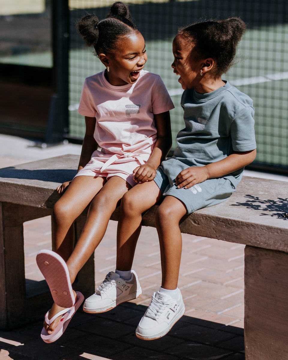 Fila_RSA's tweet image. Feeling those Tuesday vibes in FILA 😉

Shop the look online or at selected retailers – your new favourite fit is just a click away!

#fila #Filarsa #fashion #clothing #footwear #sneakers #Filakids #kidswear