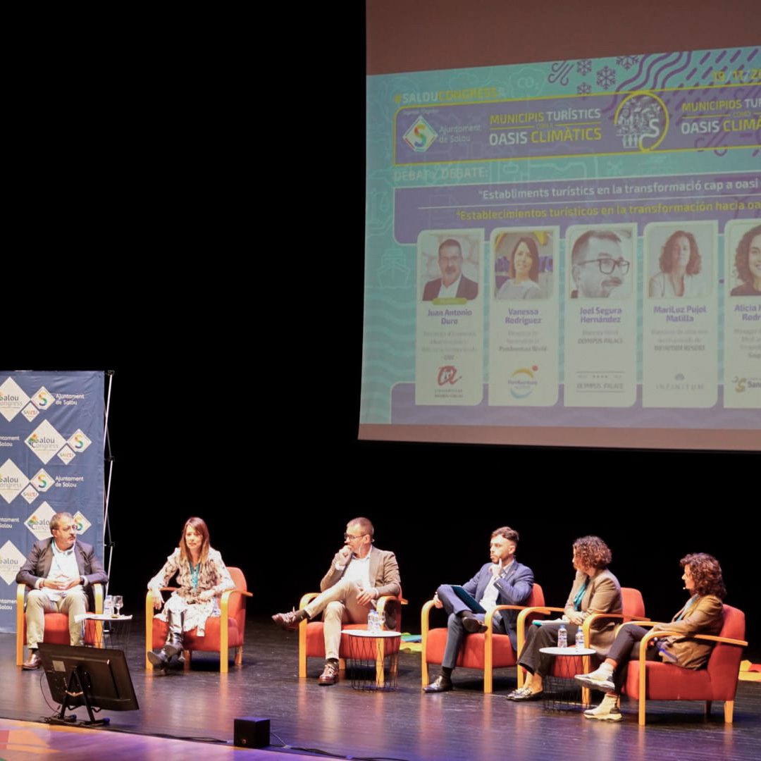 SalouCongress's tweet photo. Baixem per tocar els temes més propers als nostres municipis amb la taula de debat: "Establiments turístics en la transformació cap a Oasis climàtics"

...
Bajamos para tocar los temas más próximos a nuestros municipios con la mesa de debate: "Establecimientos turísticos en la transformación hacia Oasis climáticos"

#saloucongress2024