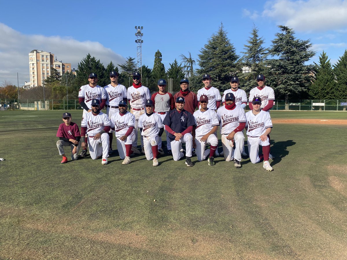 Béisbol Navarra, dirigido por Adrián Escolano, se proclamó este domingo Campeón Navarro Senior.

Más info en nuestra web: fenabs.com

#beisbol #campeon #baseball #FENABS