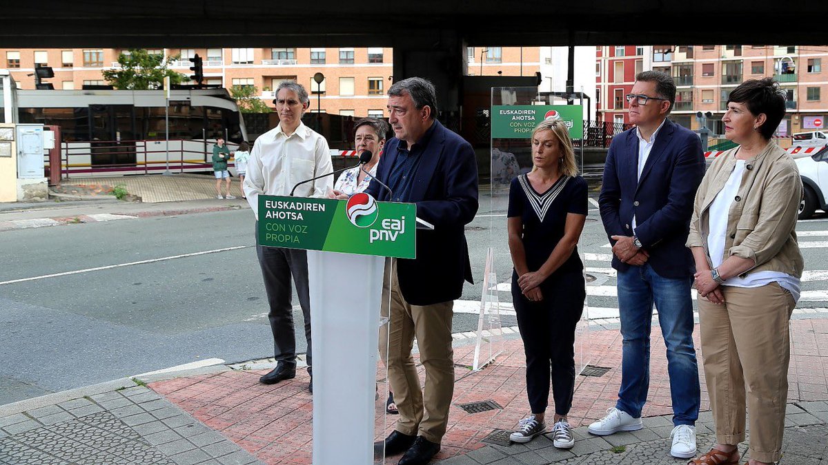 eajpnv_Madrid's tweet photo. ✅ El Grupo Vasco celebra que por fin se vayan a soterrar los pasos a nivel de #Zorroza, tras muchos años de reivindicación popular y política y en cumplimiento de lo acordado con @eajpnv.
Zorionak Zorrotza! https://t.co/58bf6mP14A