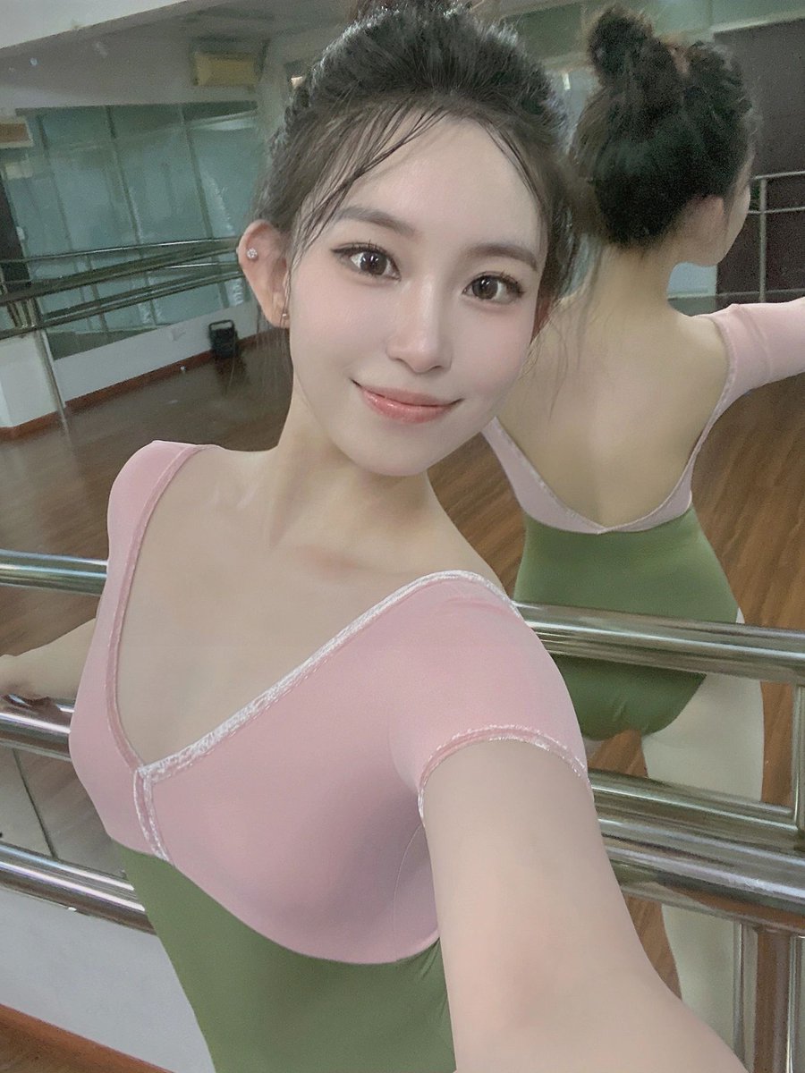 舞蹈老师AHa tweet media