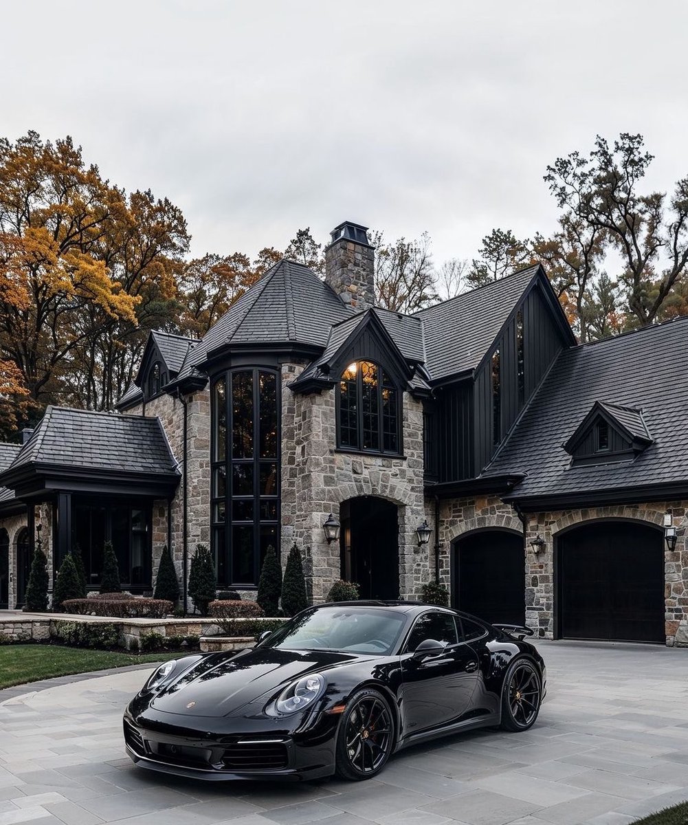 LUX Cars tweet media