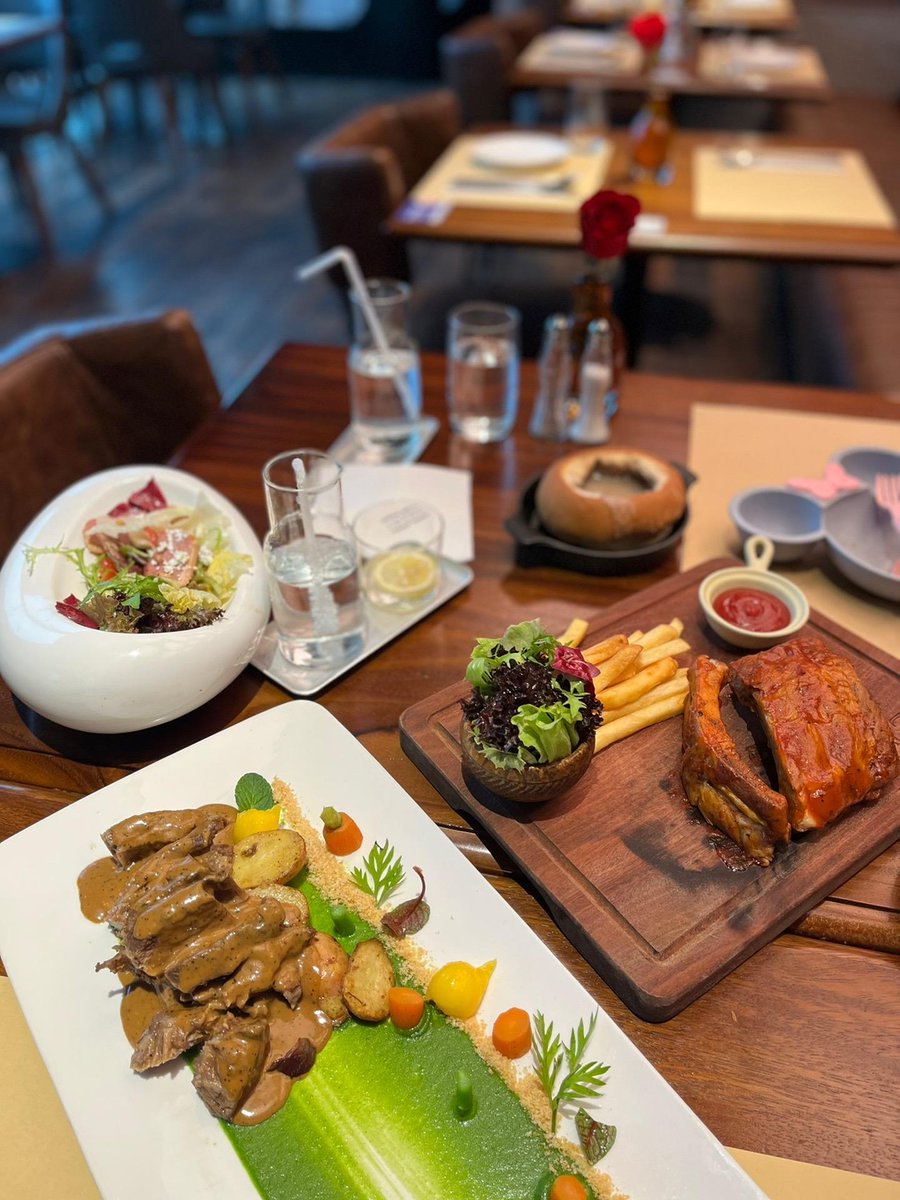 zero_ender1's tweet photo. Nice lunch https://t.co/nCYJrpK7Hi