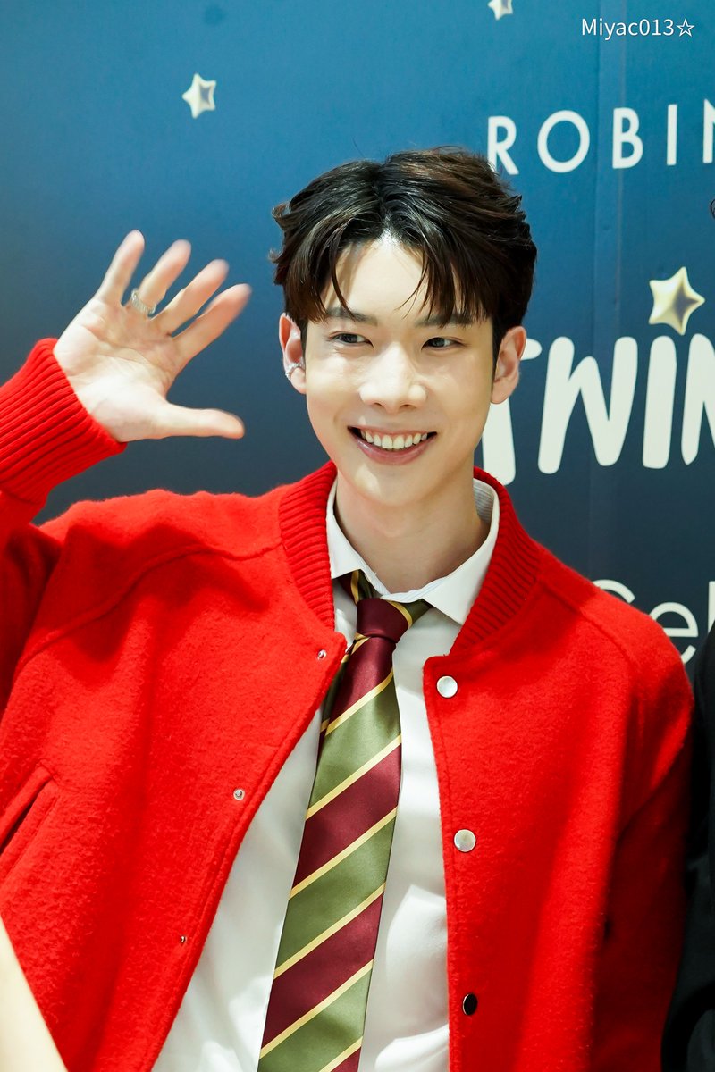 Miyac013's tweet photo. 🥰

#TheTwinkleStarlightCelebration2025
#kavinkvp
@kavinpat_t https://t.co/bIm3ZWINHo
