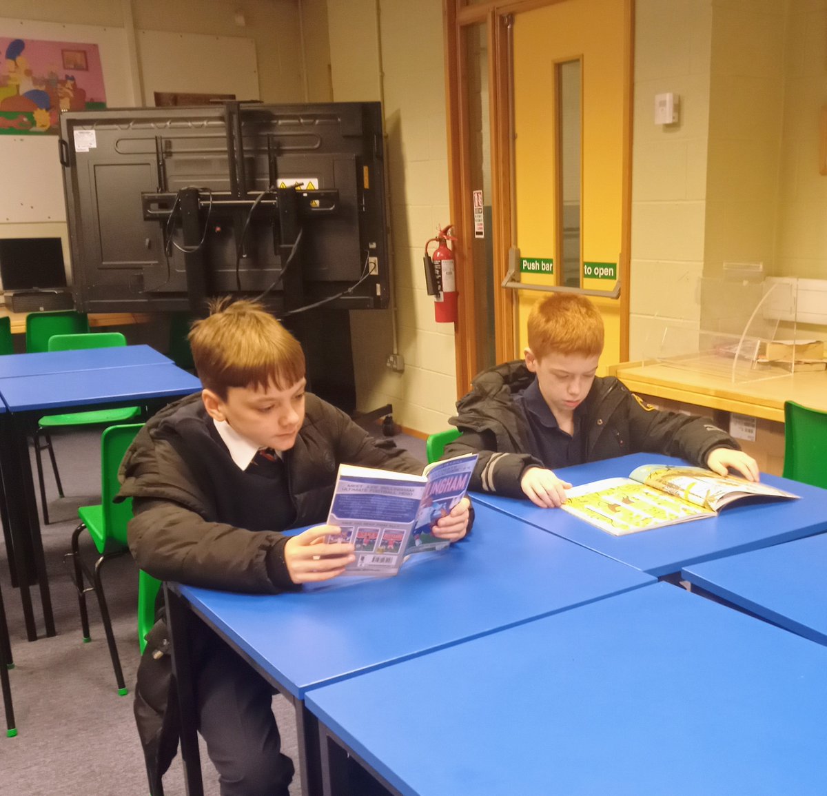 library_pgs tweet media