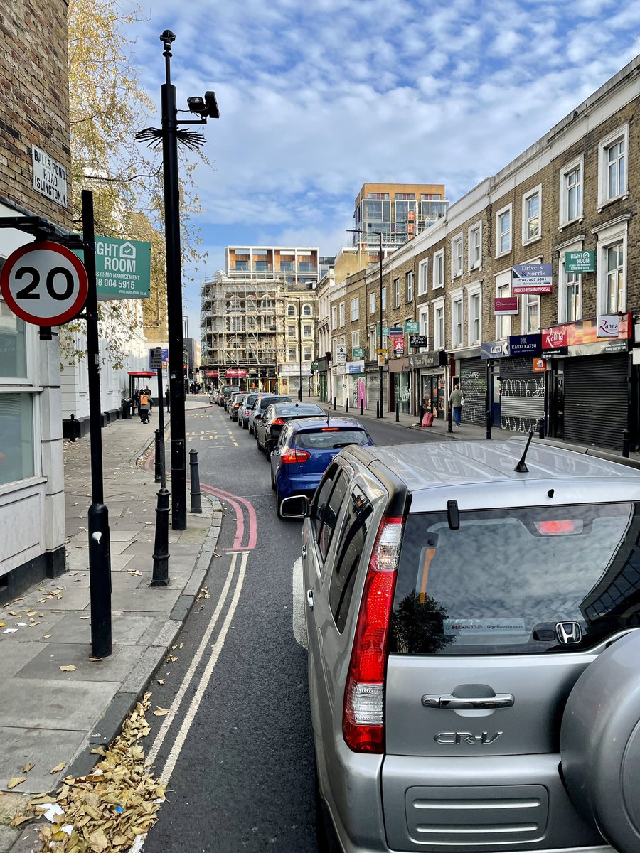 Bob From Accounts 🚲 tweet media