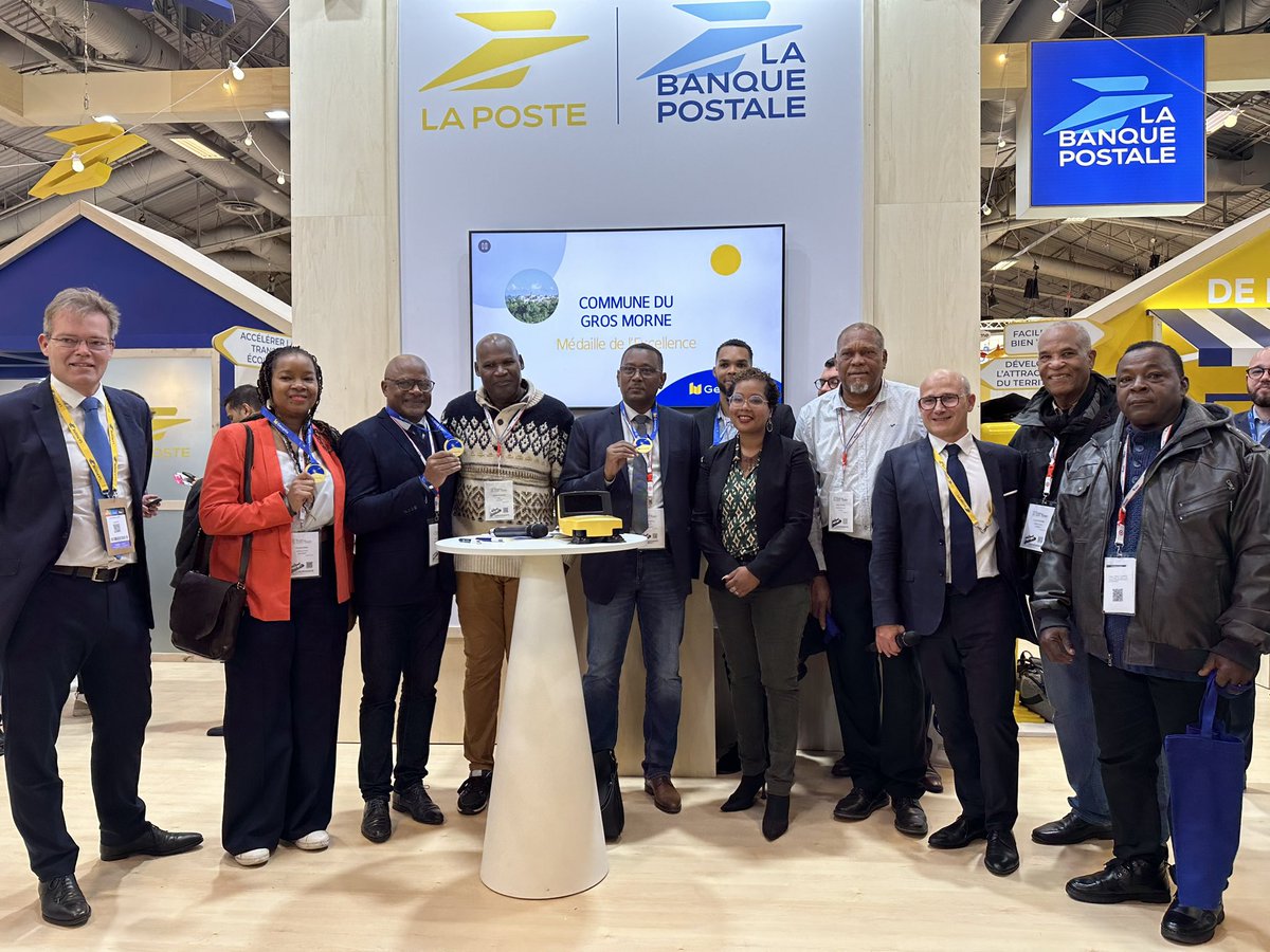 La Poste Groupe (@groupelaposte) on Twitter photo #SMCL2024 | Temps fort avec <a href="/GEOPTIS_SAS/">Geoptis</a> qui remet la médaille de la confiance, de l’#innovation et de la commune d’avenir, aux communes qui lui ont fait confiance pour leur audit de #voirie et tableau de classement des voies. #SMCL2024 | Temps fort avec <a href="/GEOPTIS_SAS/">Geoptis</a> qui remet la médaille de la confiance, de l’#innovation et de la commune d’avenir, aux communes qui lui ont fait confiance pour leur audit de #voirie et tableau de classement des voies.