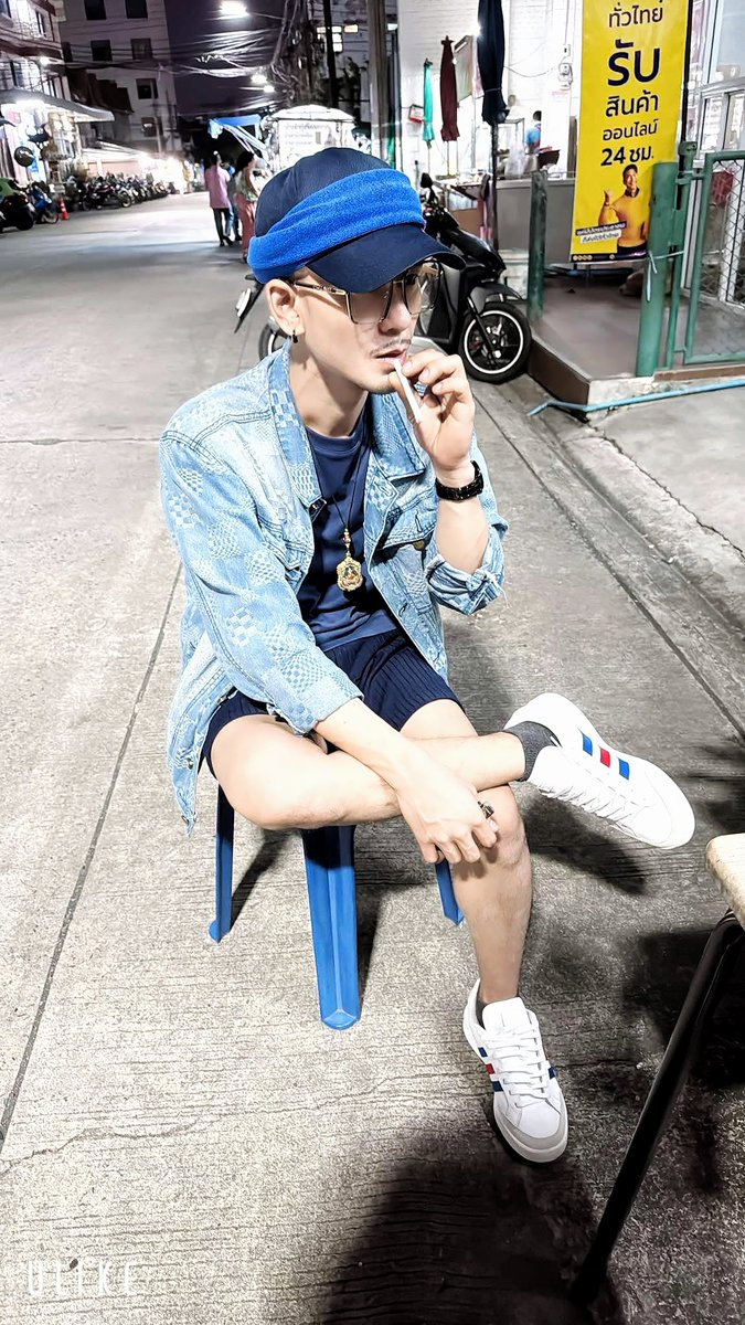 หน้าตาดียังโพสต์โสด...โพสต์เหงา
แล้วหน้าตาอย่างเรา จะจะเหงามันก็เป็นไม่แปลก‼️‼️🤣🤣
#ราม2 #บางแก้ว #บางนา #บางพลี #สมุทรปราการ📌📌 ชายแท้ชอบผู้หญิง