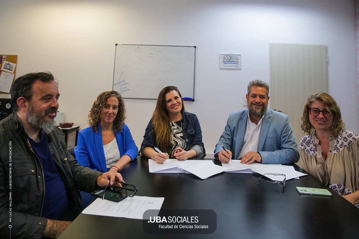 ✍🏽Firmamos un Convenio con la Fundación Observatorio del Sector Audiovisual e Infocomunicacional a partir del cual trabajaremos en conjunto para desarrollar espacios formativos y de prácticas.