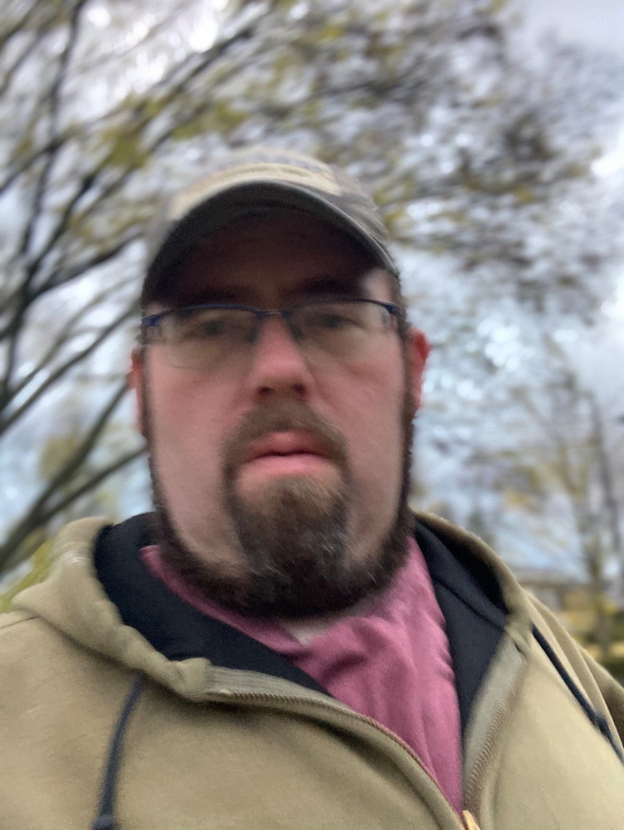 Larford619 tweet media