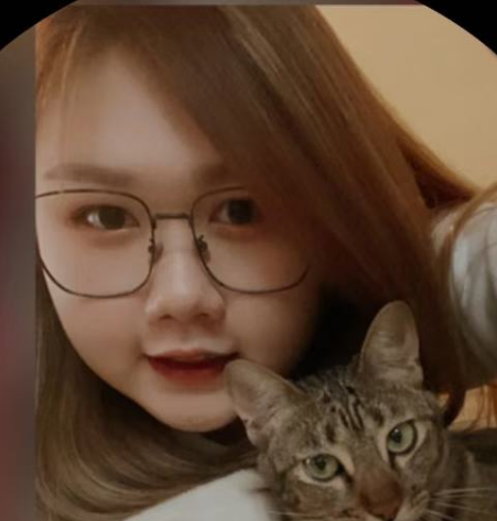 9DoorMaster's tweet photo. 【蠢猪相】胖不等于蠢猪，胖的人很多，满足猪鼻，猪牙，眼神空洞呆滞的，才算蠢猪相，低智商，低情商，跟谁能来一腿，猪是杂食且杂交的动物，英雄慧眼，退避三舍！ https://t.co/uSKTDoYb2s