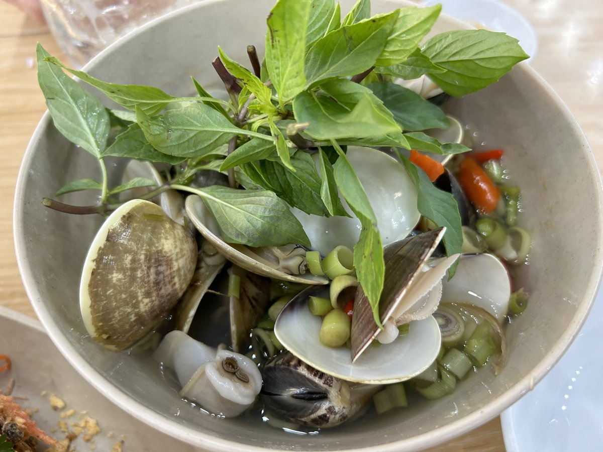 inoueqd's tweet image. 今晩はシーフード🦐🦑🦀🇻🇳😆
#NhaHangBeMan #Seefood #danang #Vietnam