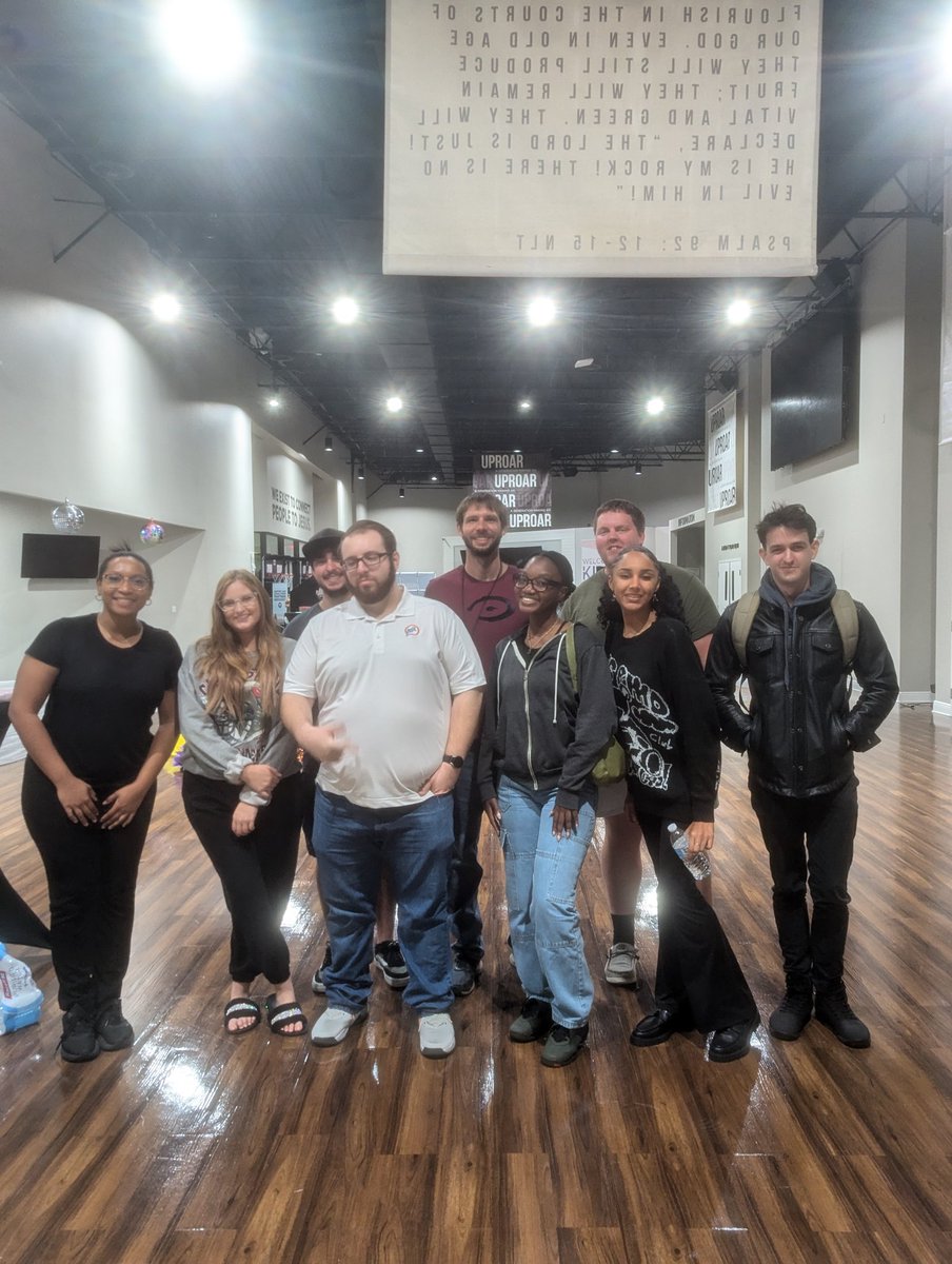 markinator99's tweet image. Find a church with some good bible study groups. Going to church on Sunday is one thing but having a close friendship with people who encourage you in your walk is next level. I'm so thankful to have such a loving group of friends.