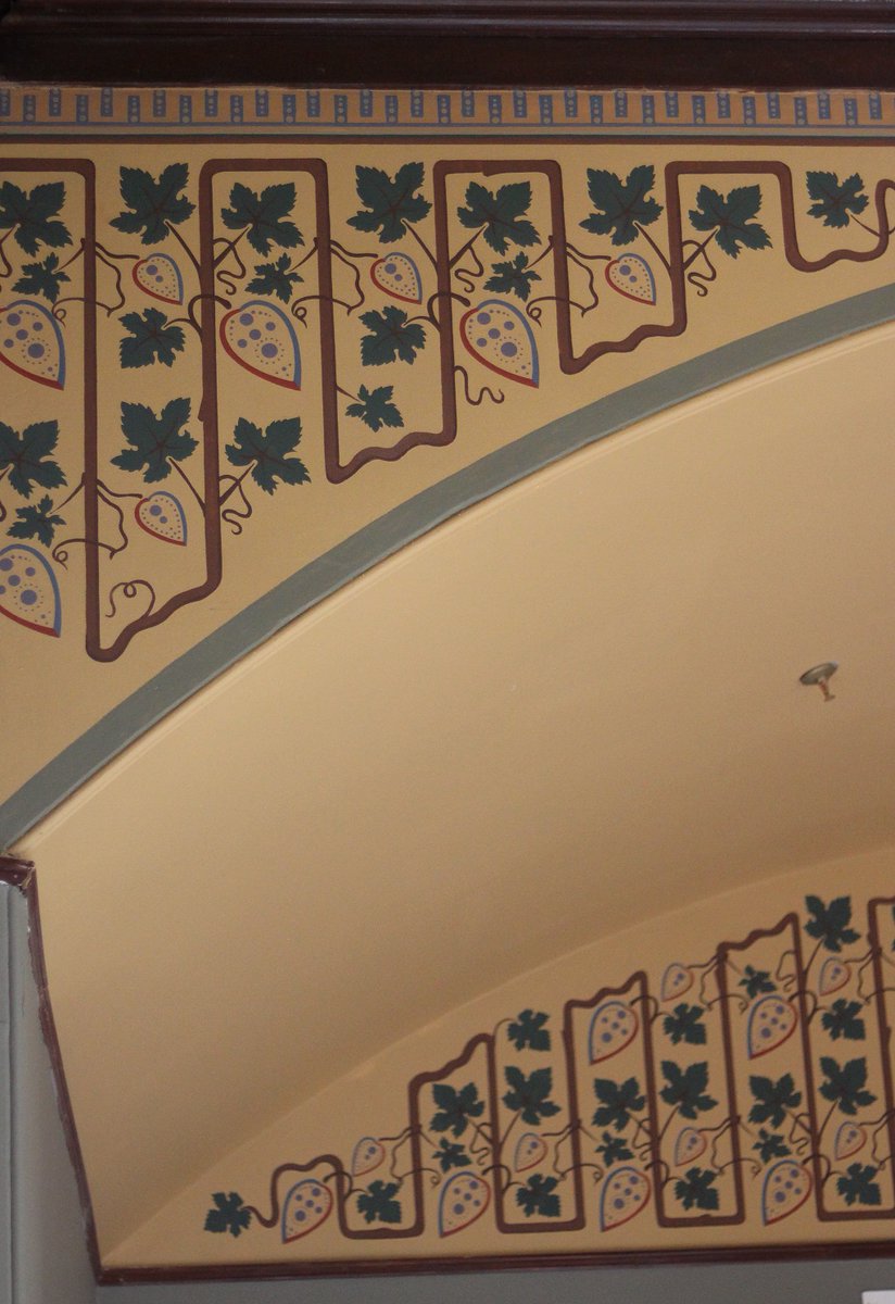 JohnCanningCo's tweet image. At this private residence we were called back in to help add #decoration back into the space. We focused on touching up and recreating #decorativepatterns into multiple areas of the building. 

#decorativepainting #decorativepaints #stencildesign #stencils #paintrestoration