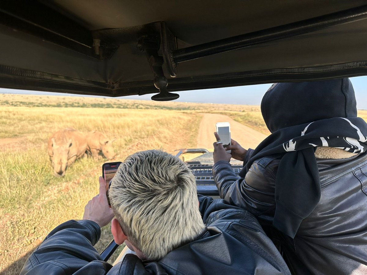 MuriithiMick's tweet image. Hi there! 
I&apos;m your go-to expert for delivering you an unforgettable wildlife safari in Kenya. 

Let me turn your safari dreams into reality!

#tourguide #guidedtours #tourwithmike #tourleader