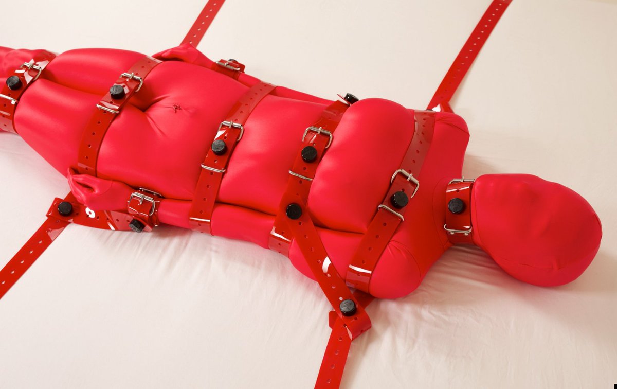 StrictSenses tweet media