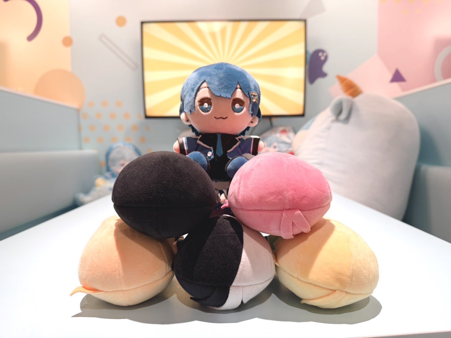 AMPTAKxCOLORS 酷く アンプタックカラーズ ぬいぐるみ ぷりっつさん AMPTAKxCOLORS 酷く アンプタックカラーズ ぬいぐるみ ぷりっつさん