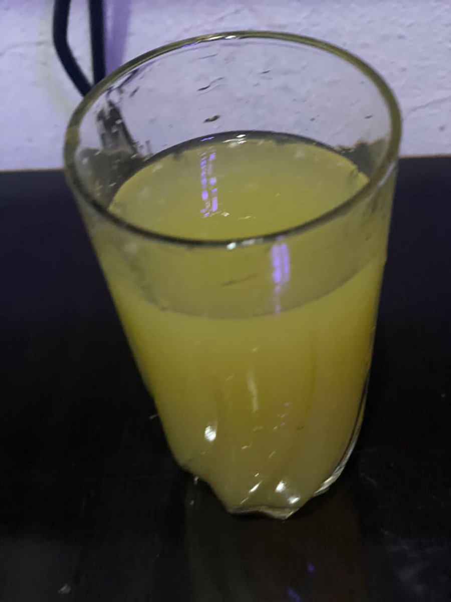 olaoluwagbc's tweet photo. Home-made 🏡 Apple Juice 🍹 https://t.co/xSYZG3hPjW