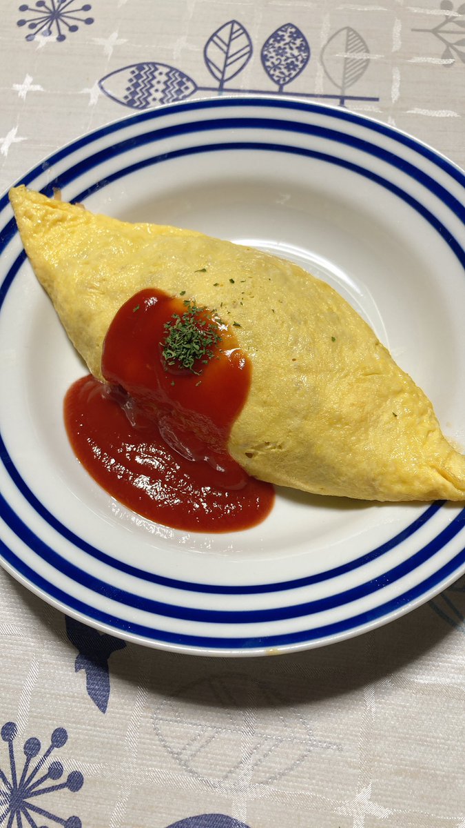 Pokechef_EBISON's tweet photo. 久しぶりにオムライス作った https://t.co/bHzrcy3s37