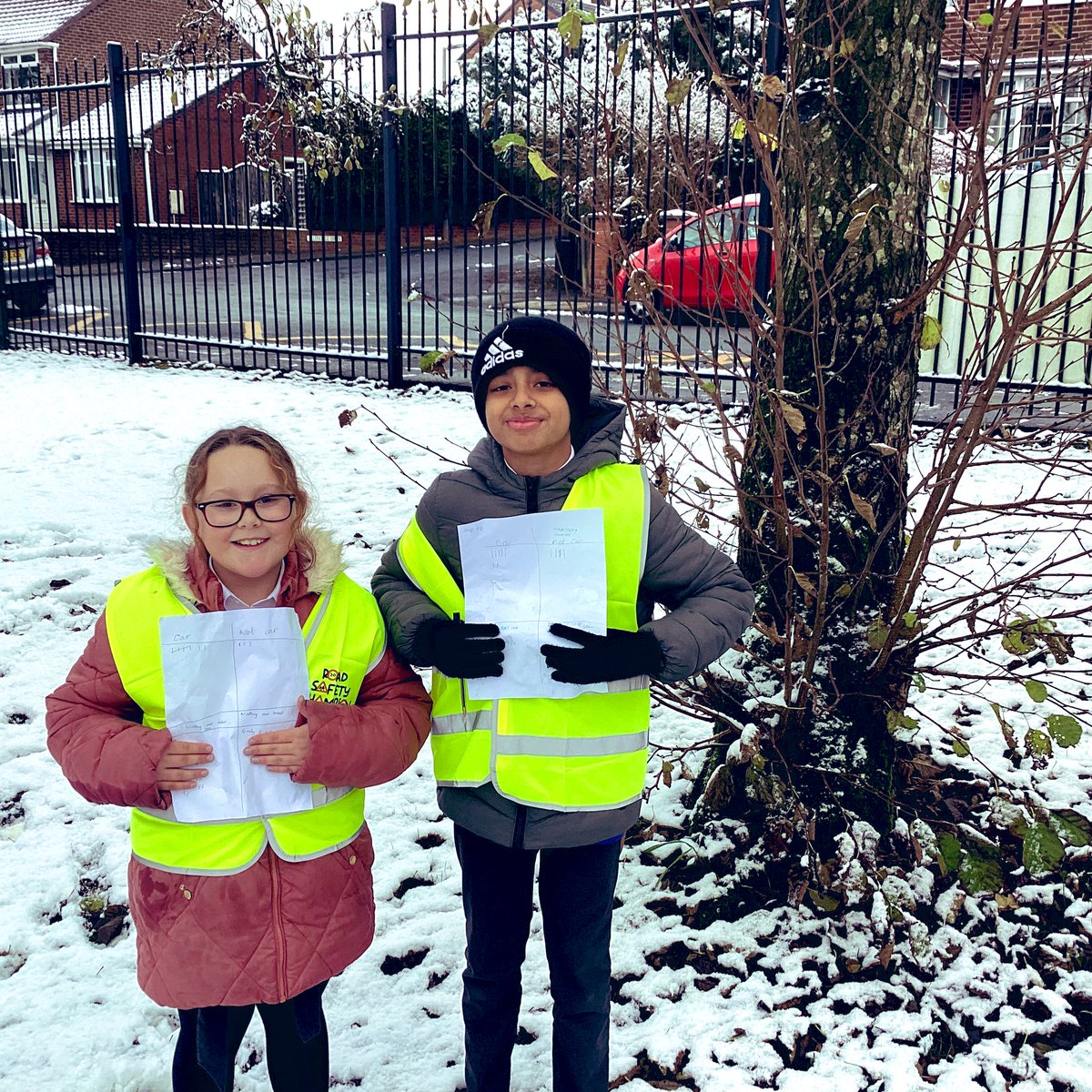 sunnybankschool's tweet photo. DONâT MESS WITH THESE ENFORCERS đ 2 of our amazing UKS2 children observed children crossing the road safely this morning and had a sharp eye on motorists driving safely! #proud #pupilleadership #notfastnotfurious @Vision_M_A_T https://t.co/VxR79lSxTN