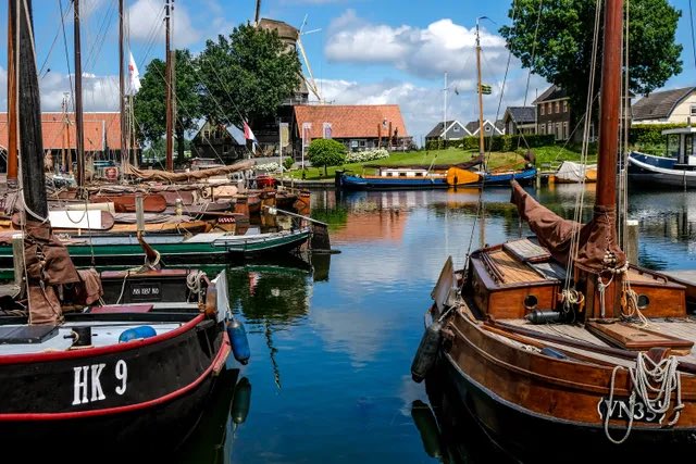 DickdeJ's tweet photo. De stichting Heerlijk Harderwijk zoekt per begin 2025 een directeur-bestuurder om verder te  bouwen aan een professionele citymarketingorganisatie (inclusief VVV) en een sterk merk; een boegbeeld en verbinder van onze prachtige culinaire Hanzestad.

https://t.co/Gj5neeeyh8 https://t.co/VLlNUlxNlr