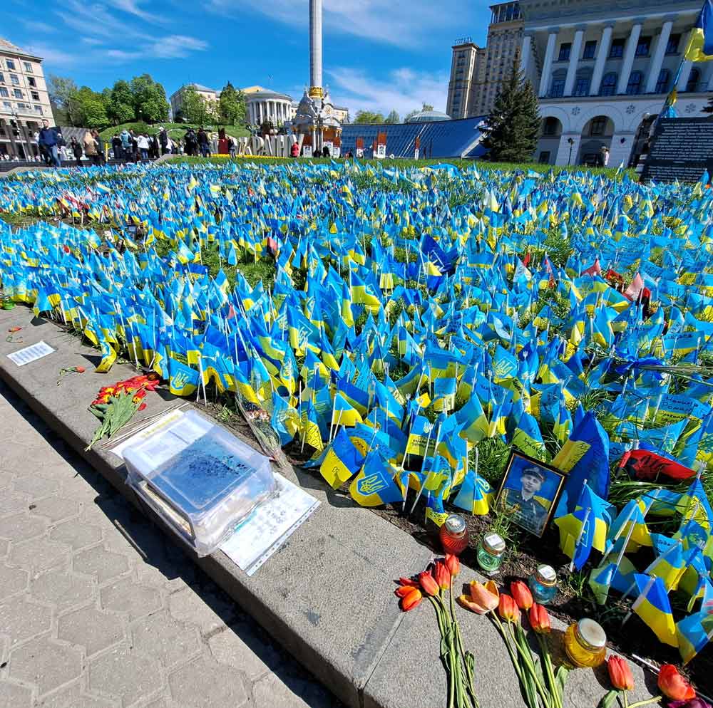 3925 days of Ukraine's fight against russia. 

1000 days since the world finally saw it.