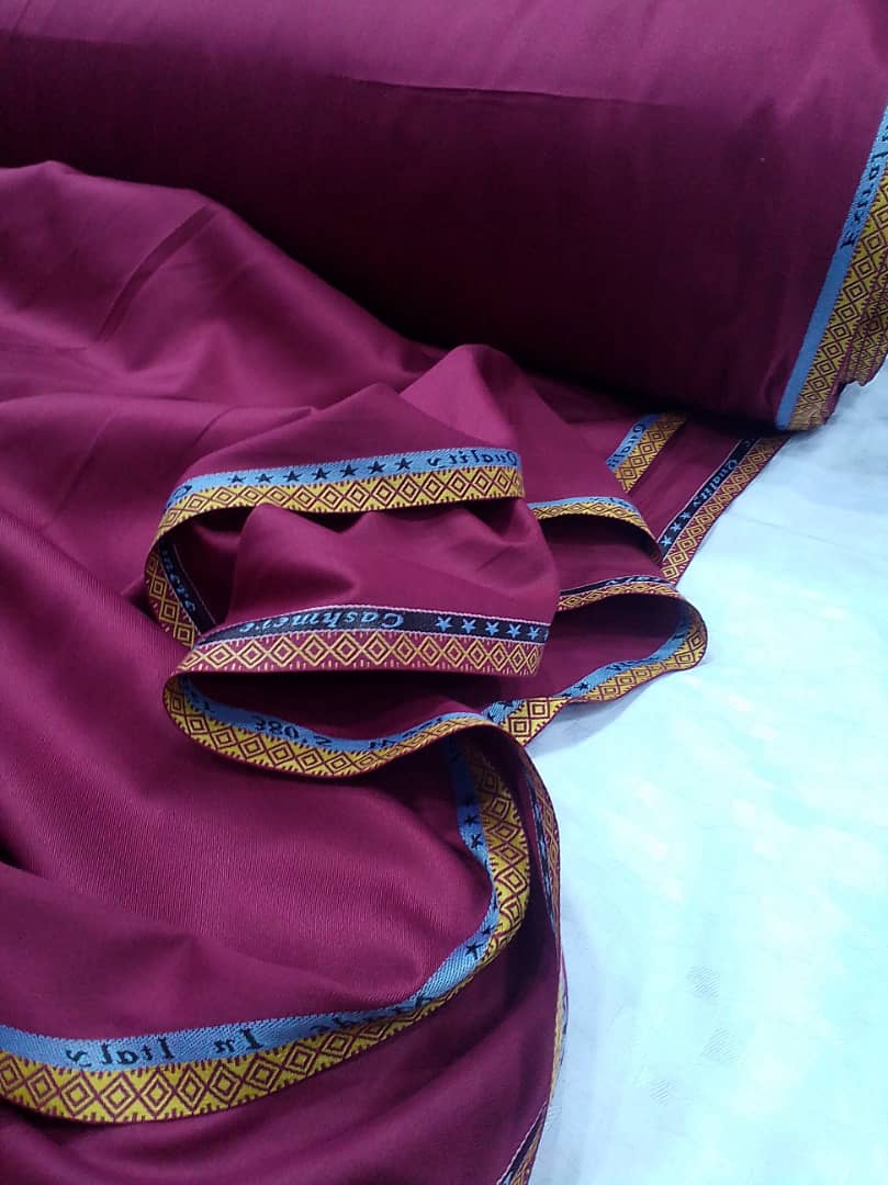 MadeByDlight's tweet photo. As it's International men's day, Be intentional; gift Him fabrics today...

Fabric type: 7star Cashmere
Price 🔖 : 26k/4yards

Location: Ibadan (Nationwide delivery)

@nosafk @_DammyB_ @AanuoluwapoAd17 @UnclebeeOla @AjokeOnifaari @AjeboDanny @Ishow_leck https://t.co/6NN6OlFsXl