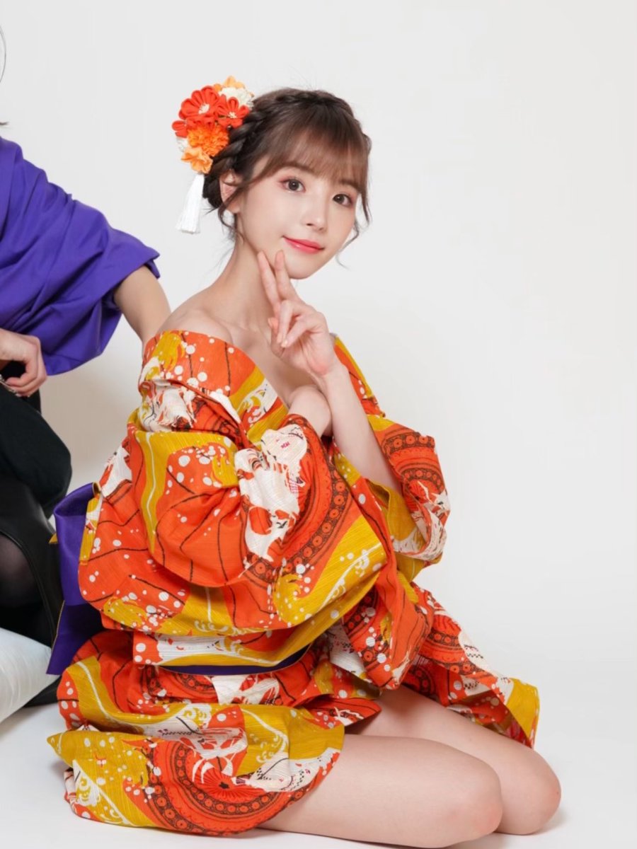 Kana_Momonogi's tweet photo. 【12月21日和22日這兩天，我將在台灣舉辦簽名會活動。】

台灣的大家，大家好，我是桃乃木香奈。

地點是台北市大安區忠孝東路四段181巷38號1F

關於活動的時間和內容等詳細資訊，會在確定後透過SNS向大家公布。
目前如有任何問題，可能還無法回答，請見諒。
非常期待能夠與大家見面☺️���

希望擴散。 https://t.co/erkbg4f5KC