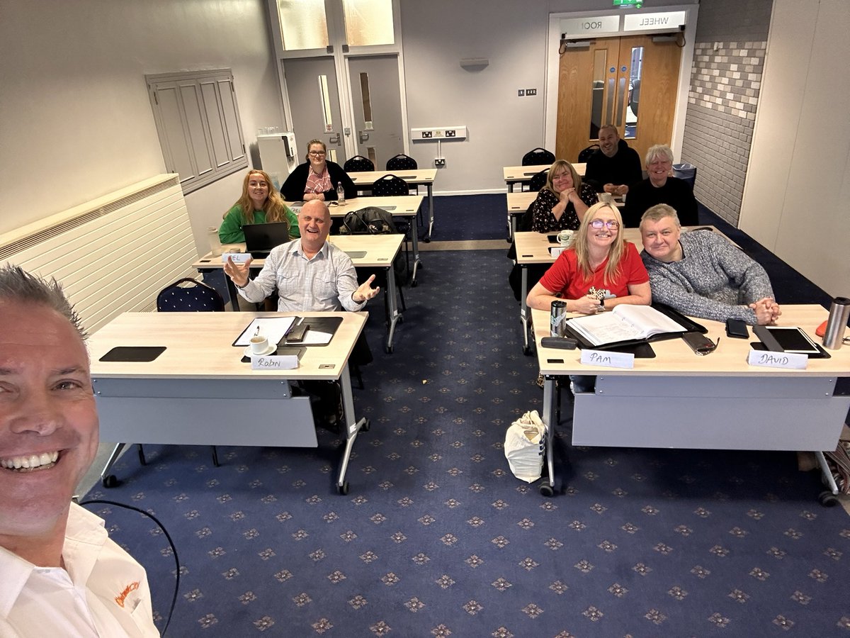 All training completed and just in time for the snow today.

Now the real work begins!

Good luck to all businesses in @southribblecouncil have fun making your businesses more profitable thru social media

#socialmedia #business #southribble #Lancashire