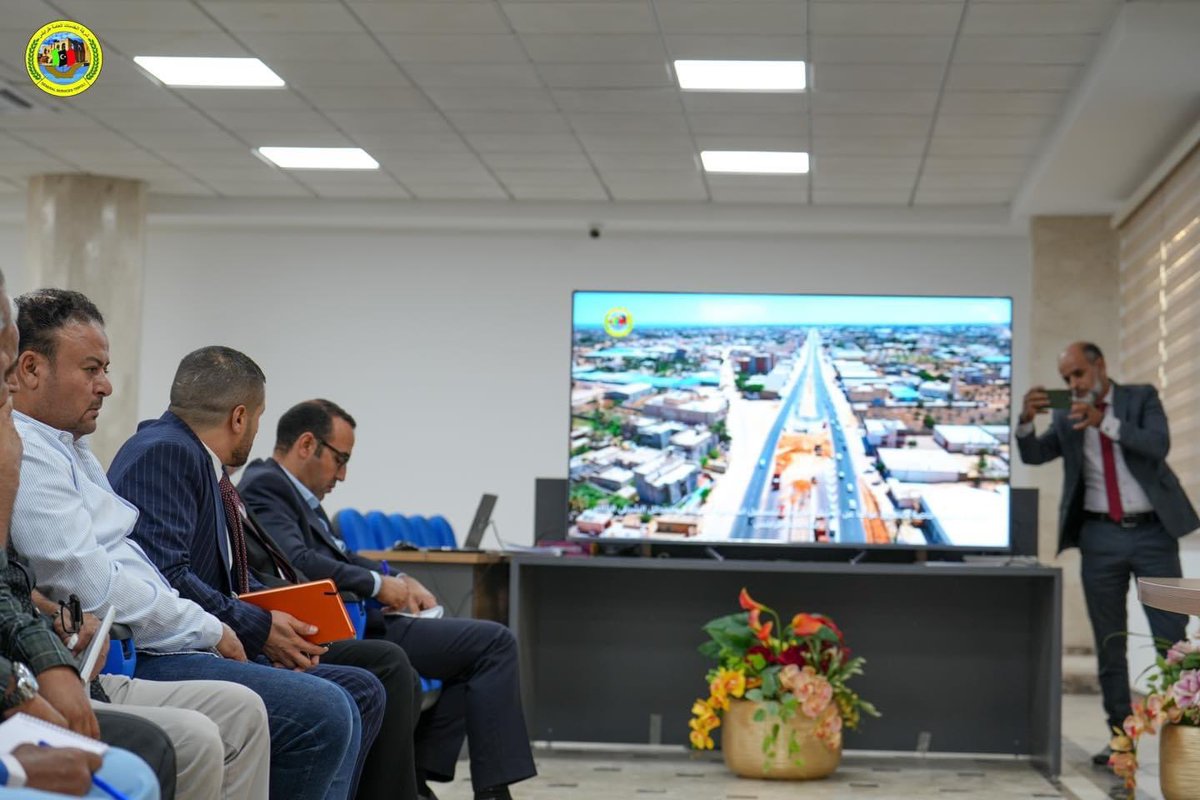 PSCTLY's tweet photo. شركة الخدمات العامة - طرابلس

استقبل رئيس وأعضاء مجلس إدارة الشركة بمقر الشركة وزير اللامركزية لدولة جيبوتي السيد " قاسم هارون ". https://t.co/9wqaXQY83u
