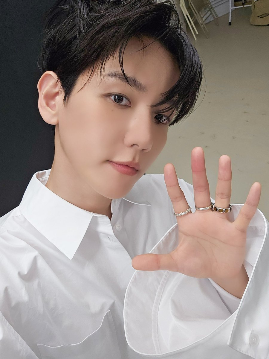bbhperhour tweet picture