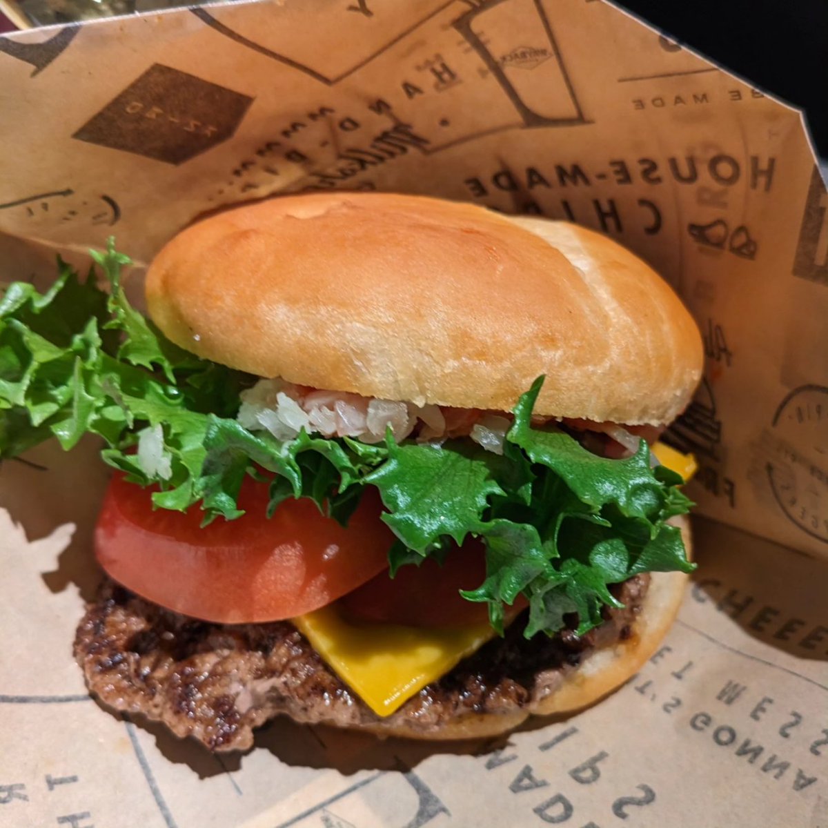 ドムドムハンバーガー】タイトーくじ LH賞 丸ごと!!カニバーガー ドムドムハンバーガー】タイトーくじ LH賞 丸ごと!!カニバーガー