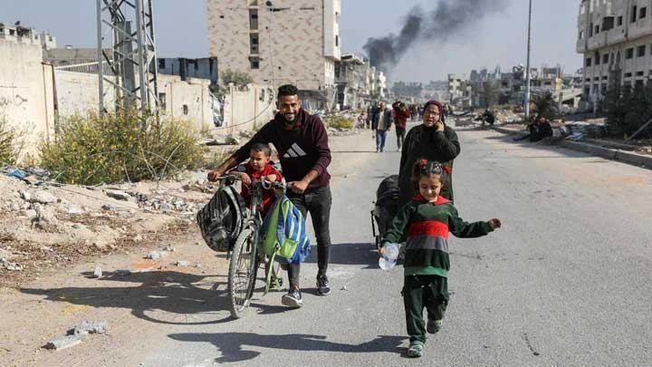 MHunterTw's tweet photo. Serangan Israel ke Penjuru Gaza dalam 24 Jam Menewaskan 76 Warga Palestina https://t.co/COzvUIBMjF