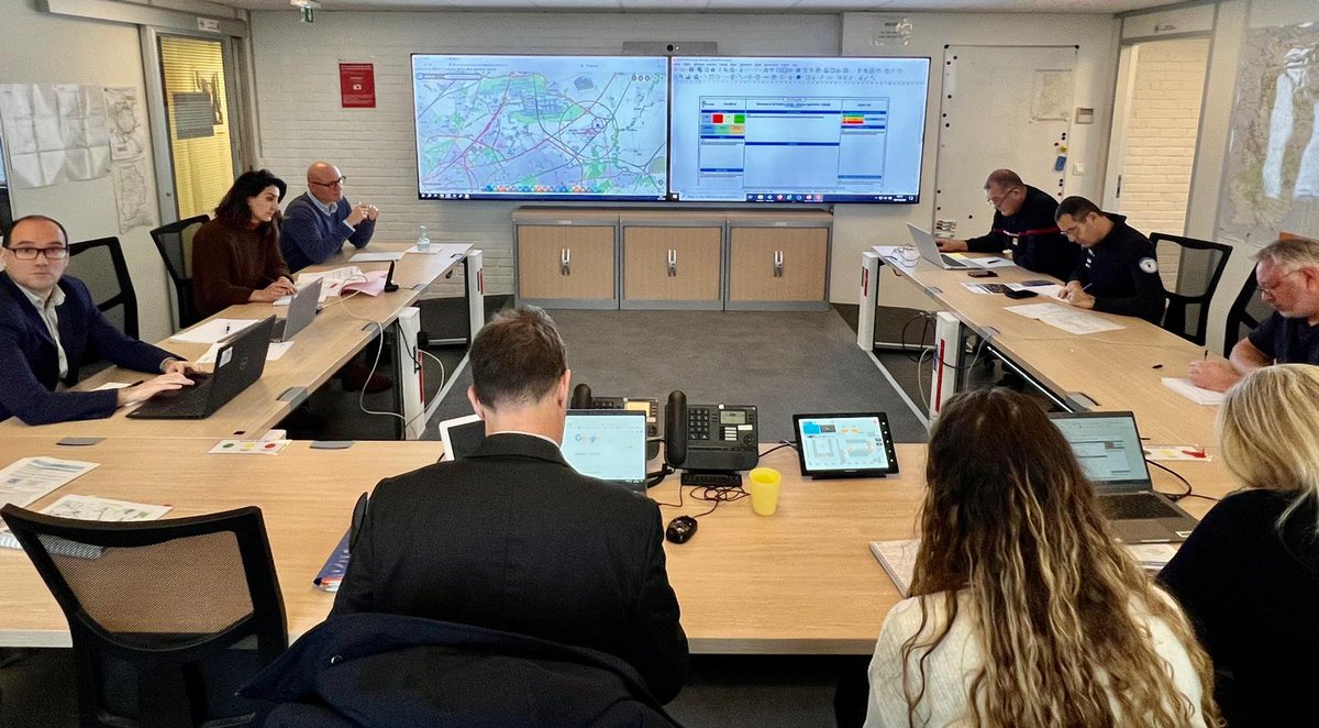 🚨 #SecuritéCivile #Exercice l Mardi 19/11/24 de 9h à 12h, test d'alerte sur le site industriel de Gazechim : sirènes PPI &amp; #FRAlert dans #Gressy, #Compans, #Thieux, #MitryMory.  

ℹ SMS "Exercice" + sirènes : pas d'action à prévoir.