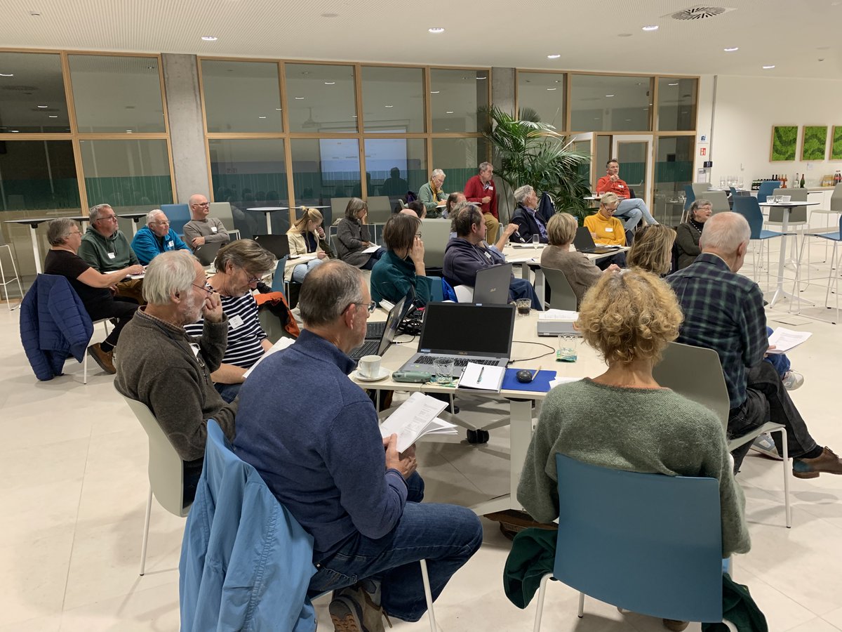 LifeWatchVLIZ's tweet photo. Yesterday, we celebrated the 10th anniversary of SeaWatch-B during the training session!
Highlights:
🥂 Festive reception
💬 Speed dating to connect &amp; learn
💻 New data system intro
Thank you to all SeaWatchers! Together, we’re building a better understanding of the North Sea. https://t.co/ELbg4gQel4
