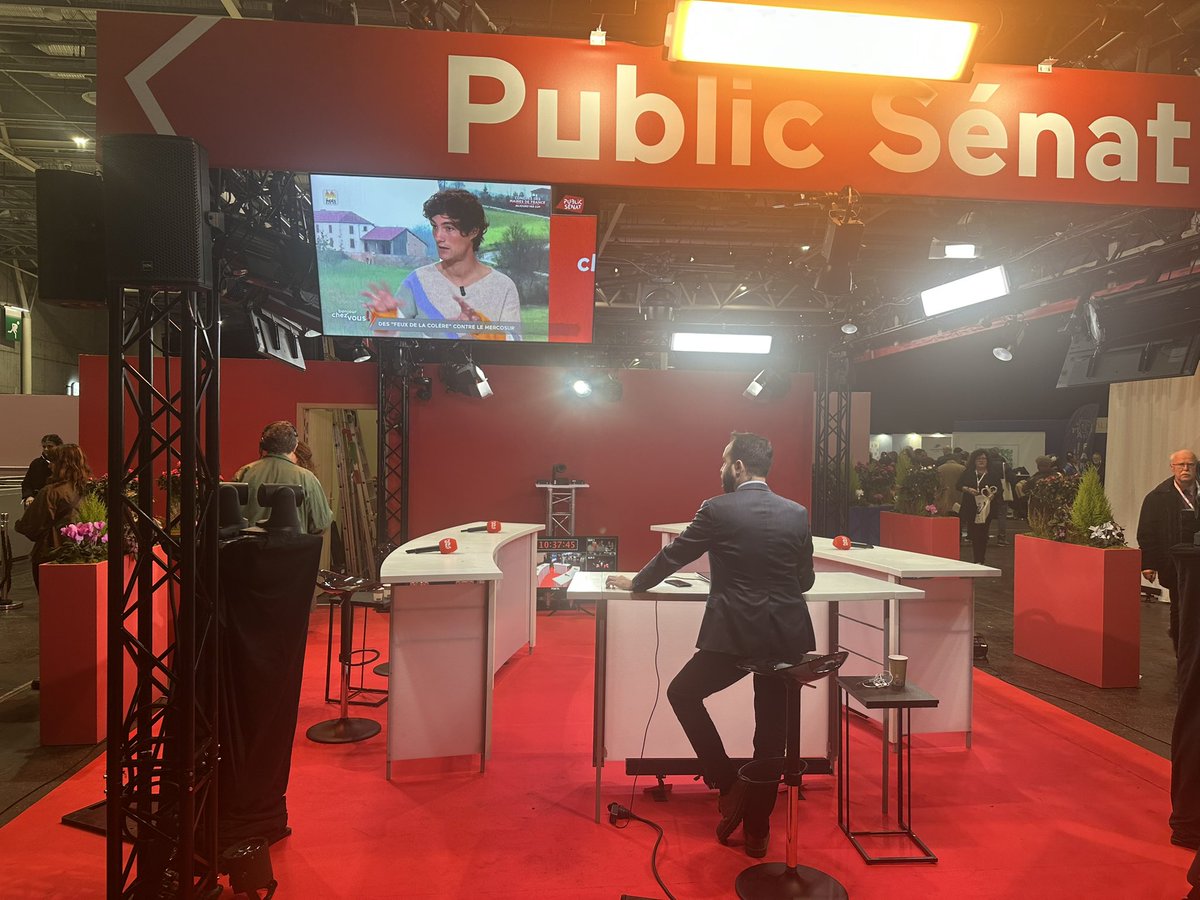 Virginie Duval (@virgduval) on Twitter photo #REC c’est parti pour le 106e congrès <a href="/l_amf/">AMF | Association des maires de France</a> avec notre plateau <a href="/publicsenat/">Public Sénat</a> au coeur de l’espace congrès pendant 3 jours, au plus près des maires et collectivités #partenariat #TV #Politique #REC c’est parti pour le 106e congrès <a href="/l_amf/">AMF | Association des maires de France</a> avec notre plateau <a href="/publicsenat/">Public Sénat</a> au coeur de l’espace congrès pendant 3 jours, au plus près des maires et collectivités #partenariat #TV #Politique