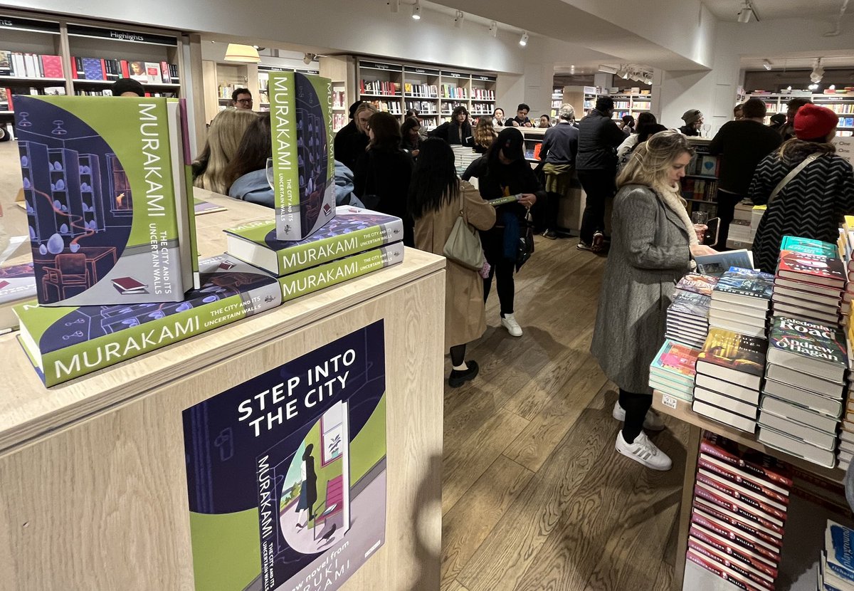Royal Society of Literature (@rsliterature) on Twitter photo Last night we celebrated today’s launch of #Murakami’s new book ‘The City and its Uncertain Walls’ at a packed special event <a href="/Foyles/">Foyles Bookshop</a>. Thank you to all who came along to toast its success with sake and green tea 🍵 #HarukiMurakami Last night we celebrated today’s launch of #Murakami’s new book ‘The City and its Uncertain Walls’ at a packed special event <a href="/Foyles/">Foyles Bookshop</a>. Thank you to all who came along to toast its success with sake and green tea 🍵 #HarukiMurakami