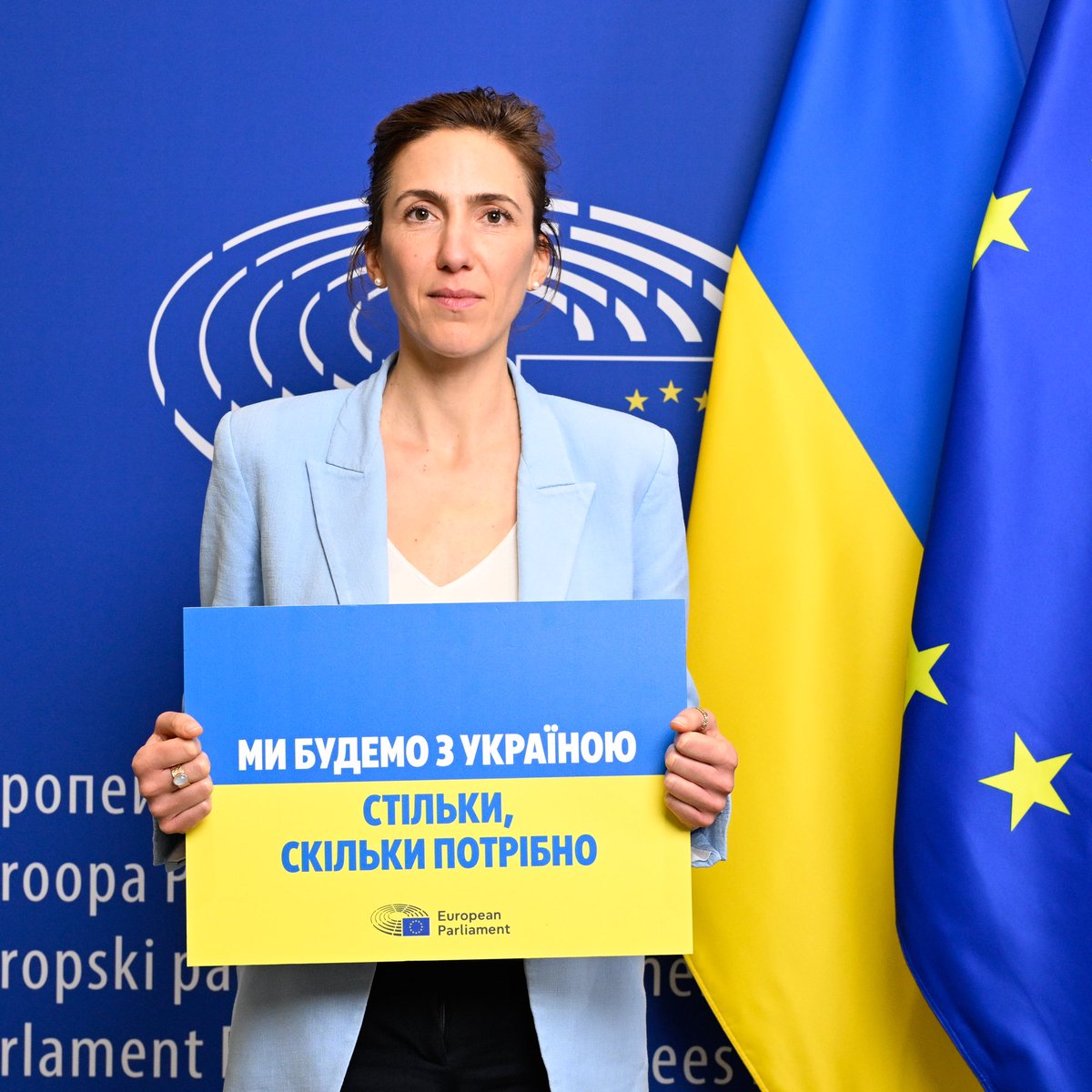 ValerieHayer's tweet image. 1 000 jours de combat des Ukrainiens pour leur liberté.

1 000 jours de soutien uni des Européens.

1 000 jours à ne rien céder pour que vive la démocratie et que vive la paix.

Et aussi longtemps qu’il le faudra.

As long as it takes.

Стільки, скільки потрібно.