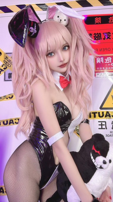 Twitterのコスプレ画像3