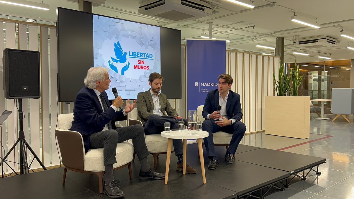 𝗖𝗘𝗜𝗠 (@_ceim_) on Twitter photo 🗣️ El pdte de <a href="/_CEIM_/">𝗖𝗘𝗜𝗠</a> <a href="/mgarridocierva/">Miguel Garrido</a> participó en el coloquio #LibertadSinMuros para hablar sobre la libertad de empresa junto a Diego López organizado por el Distrito de #Chamartín <a href="/_EstradaYolanda/">Yolanda Estrada</a> <a href="/MADRID/">Ayuntamiento Madrid</a>.
🔶 “La libertad de empresa es inherente al crecimiento y al 🗣️ El pdte de <a href="/_CEIM_/">𝗖𝗘𝗜𝗠</a> <a href="/mgarridocierva/">Miguel Garrido</a> participó en el coloquio #LibertadSinMuros para hablar sobre la libertad de empresa junto a Diego López organizado por el Distrito de #Chamartín <a href="/_EstradaYolanda/">Yolanda Estrada</a> <a href="/MADRID/">Ayuntamiento Madrid</a>.
🔶 “La libertad de empresa es inherente al crecimiento y al