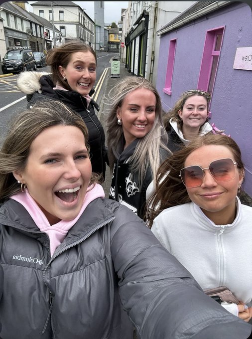Enjoying making friends and making memories <a href="/TUS_ie/">Technological University of the Shannon</a> <a href="/TUS_BH/">Faculty of Business & Humanities</a> <a href="/foodtourismlit/">TUS Food & Tourism</a> 
#eventmanagement students #careerguidance 
#careers 
If you would like to learn more click the link below tus.ie/courses/us942 
<a href="/MarieMitchell17/">Marie.Mitchell</a> <a href="/MajellaGolden/">Majella Golden</a> <a href="/SorchaSineadNiC/">Sara-Jane Kickham</a>