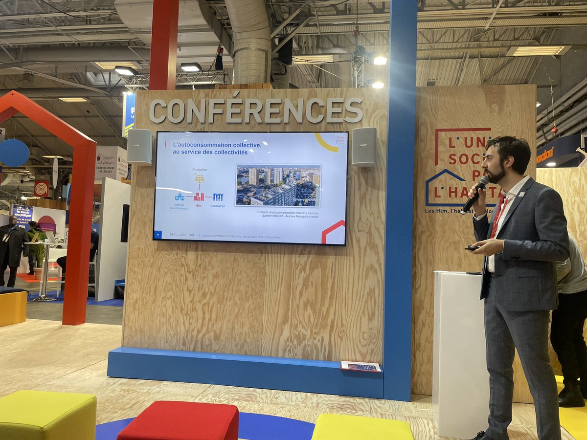 .<a href="/NantesMetropole/">Nantes Métropole</a> <a href="/NMHabitat/">Nantes Métropole Habitat</a> mises à l’honneur sur le stand <a href="/UnionHlm/">UnionHlm</a> au #SMCL pour leur projet d’autoconsommation d’énergie présenté par Rémi Vasseur, responsable de département Énergie et Bas carbone USH