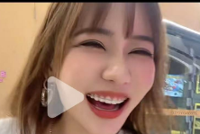 9DoorMaster's tweet photo. 【歹毒贫贱相】重要的事情说三遍，再发一个锥子脸，宽额头，窄下���，鼻子大，嘴大且唇翻，眼睛开刀牙带套子，这还是去韩国整容之后，没花钱之前，更是贫贱至极，英雄慧眼，退避三舍吧！ https://t.co/aUpl8InW7u