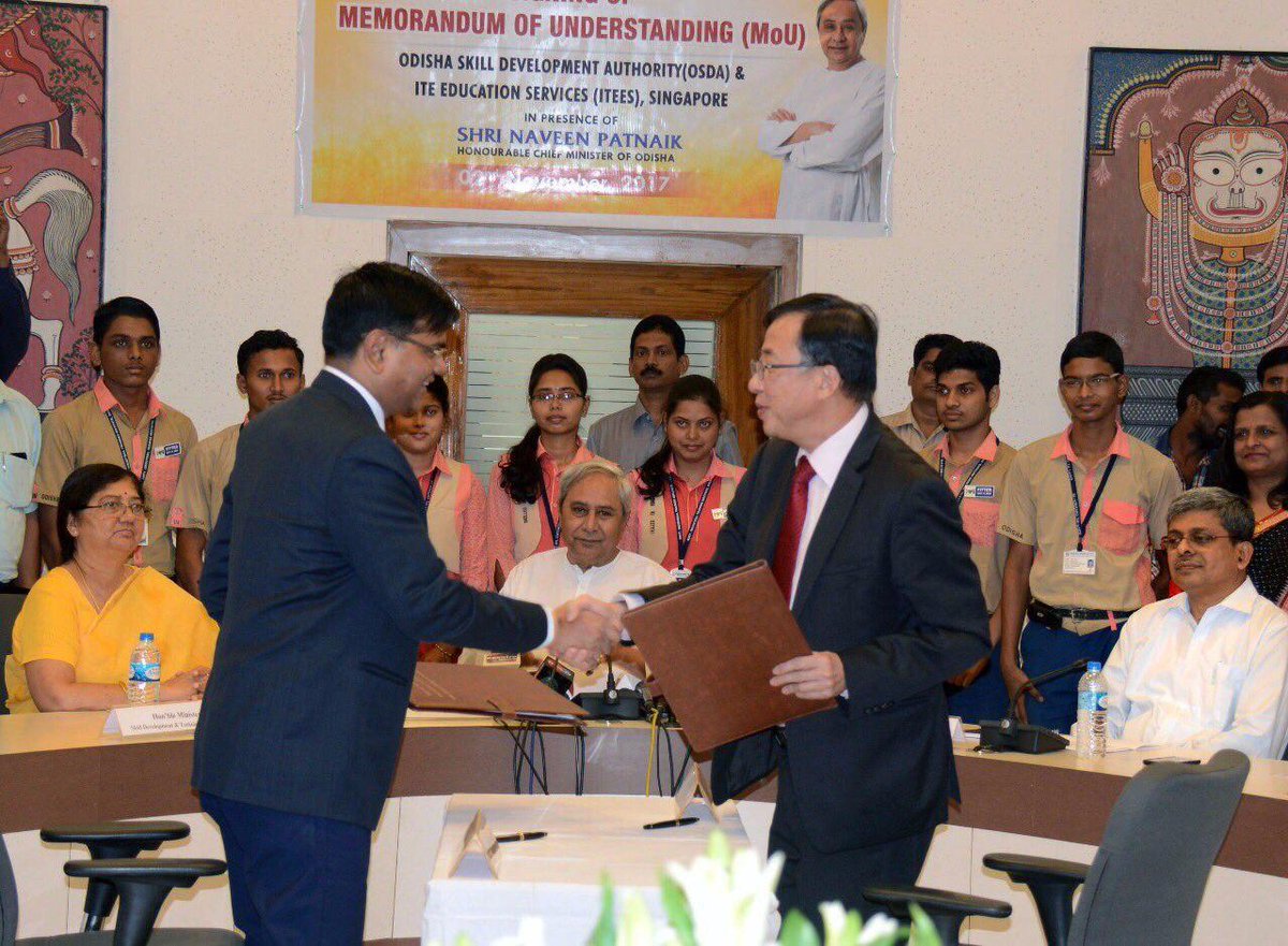 DrLekhaShree's tweet photo. Today Odisha Chief minister visited #ITEES in #Singapore and commended  "Odisha’s remarkable journey in skill development through international collaborations"

But I wish to remind the Chief Minister & Skill Development Minister that they are eating the fruit from the tree planted by erstwhile CM Shri Naveen Patnaik way back in 2017 and should atleast acknowledge the fact. 

The MoUs with ITEES in 2017 and with WSC  in 2023 shows the vision of @Naveen_Odisha Babu to make Odisha a world class skill hub. 

The so called double engine BJP government is only going to Singapore for the photo opportunity. 

@CMO_Odisha