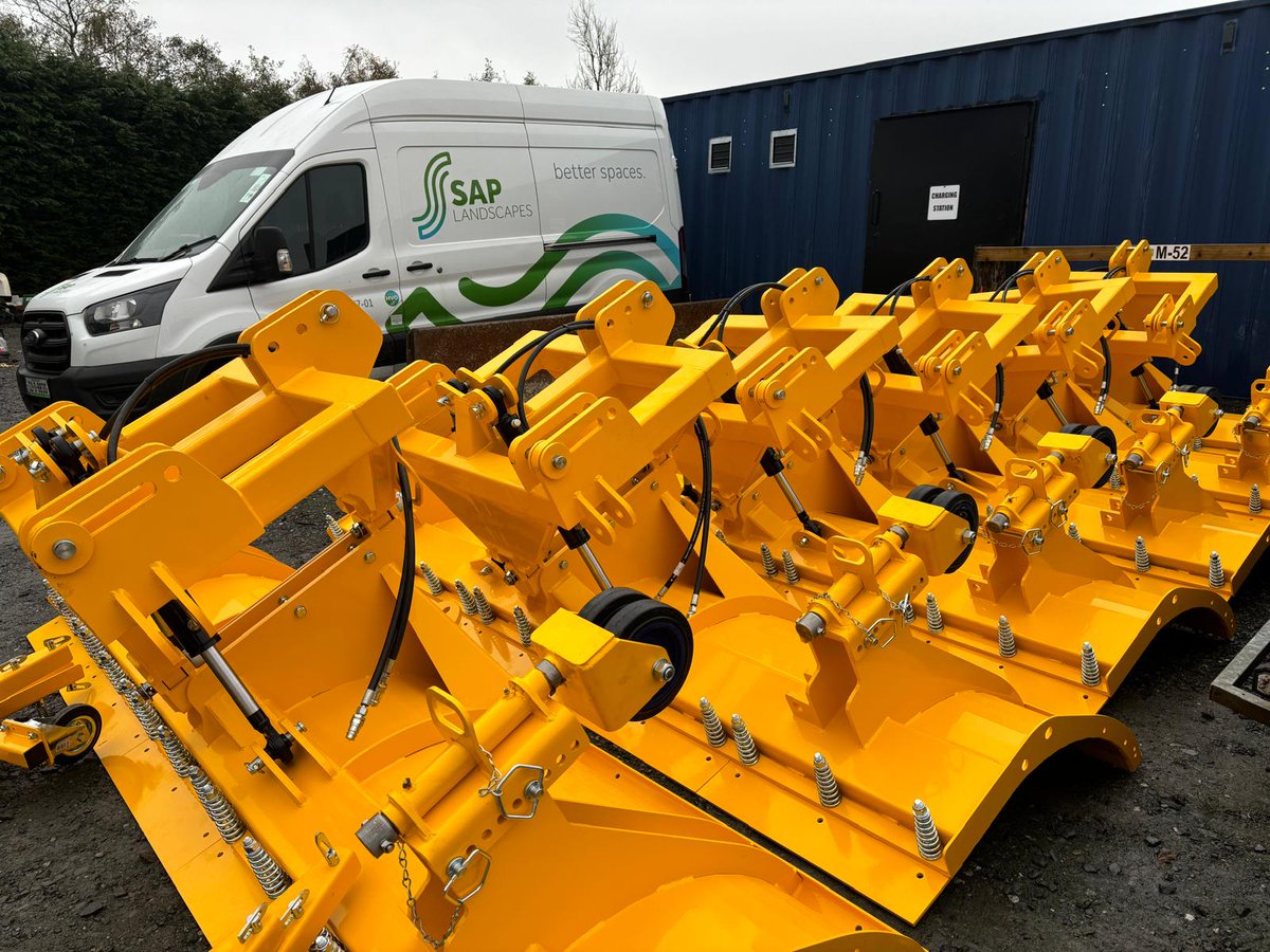 Our snow ploughs are prepped, our team is geared up, and we're all set to ensure your business keeps running smoothly, no matter what Nature has in store over the next few days! Call us on 01 627 5177 or email winterservice@saplandscapes.ie
#WinterIsComing #saplandscapes